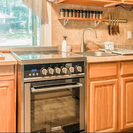 Pocono Cabin With Private Pool At Shawnee Mtn East Stroudsburg Exterior foto